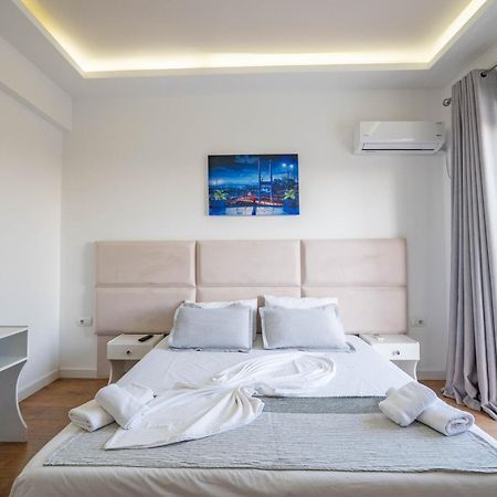 Hotel Myrtai - City Center Sarandë Eksteriør bilde