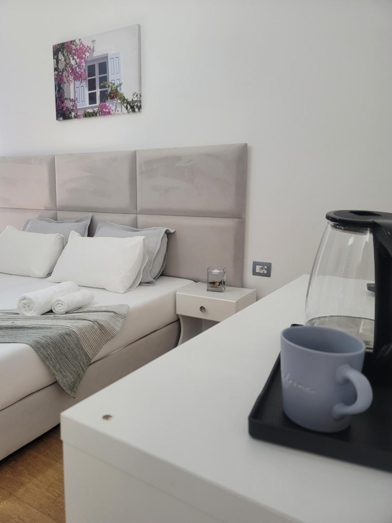 Hotel Myrtai - City Center Sarandë Eksteriør bilde