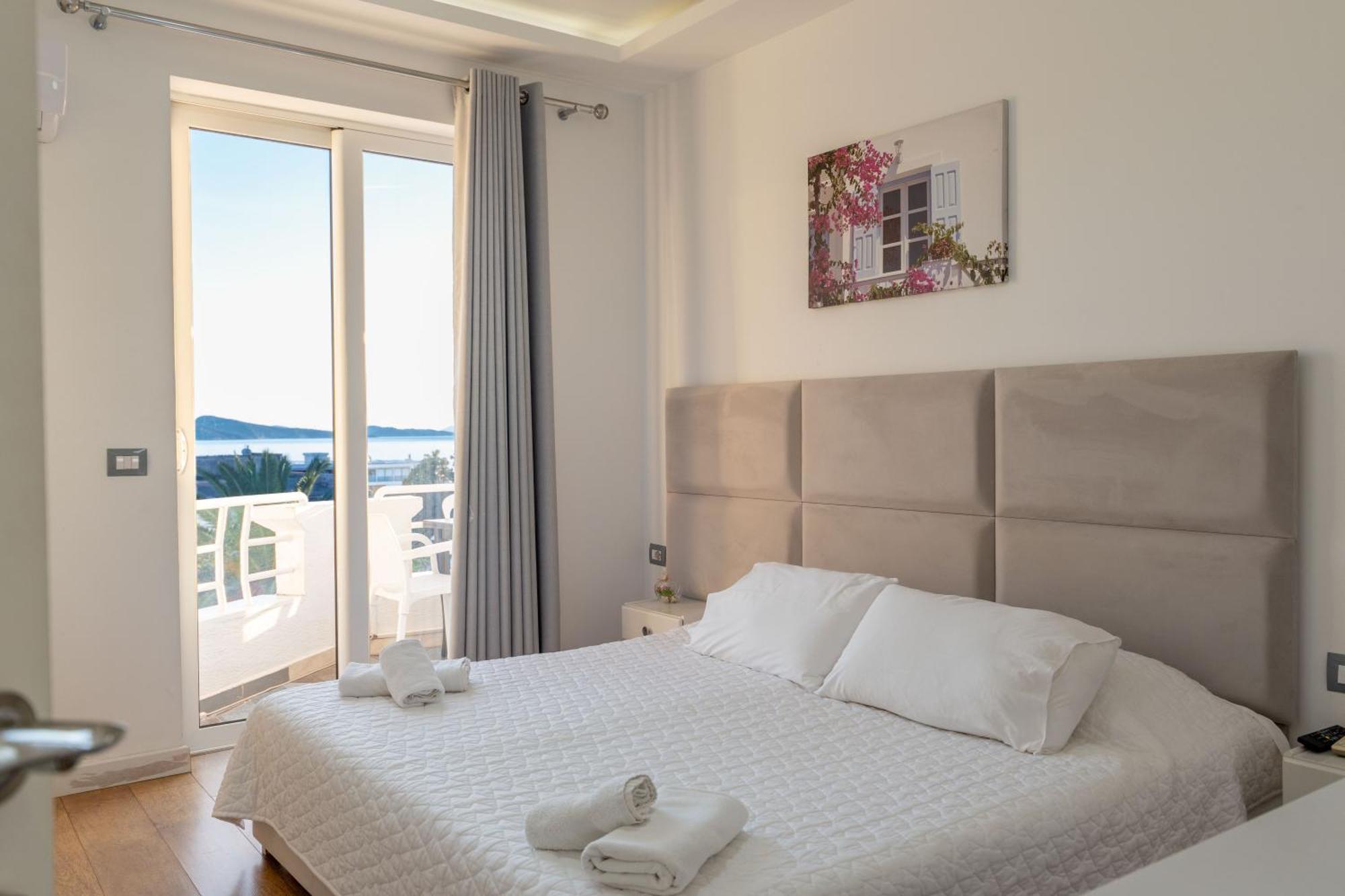 Hotel Myrtai - City Center Sarandë Eksteriør bilde