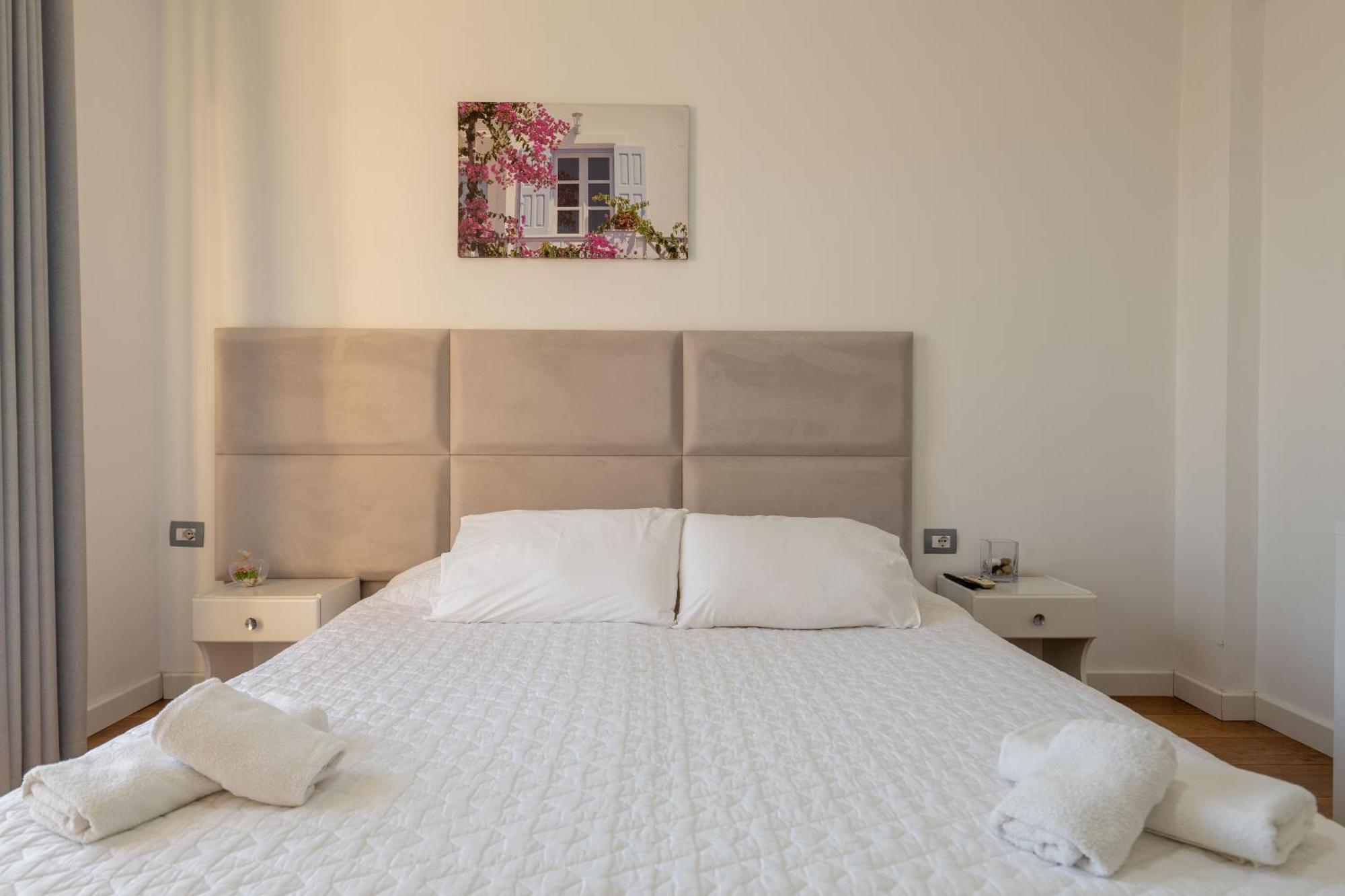 Hotel Myrtai - City Center Sarandë Eksteriør bilde