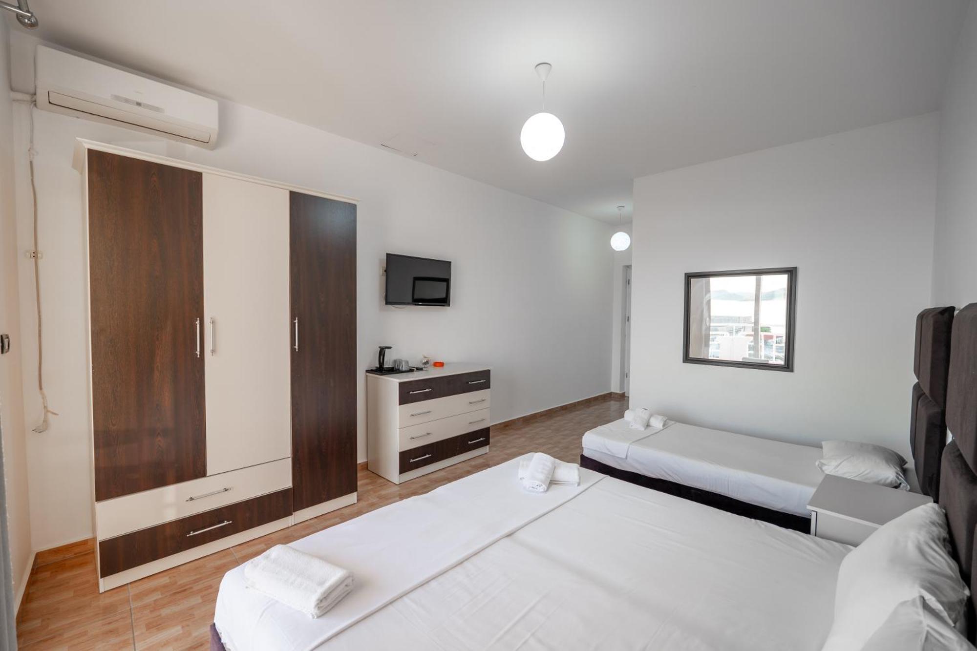 Hotel Myrtai - City Center Sarandë Eksteriør bilde