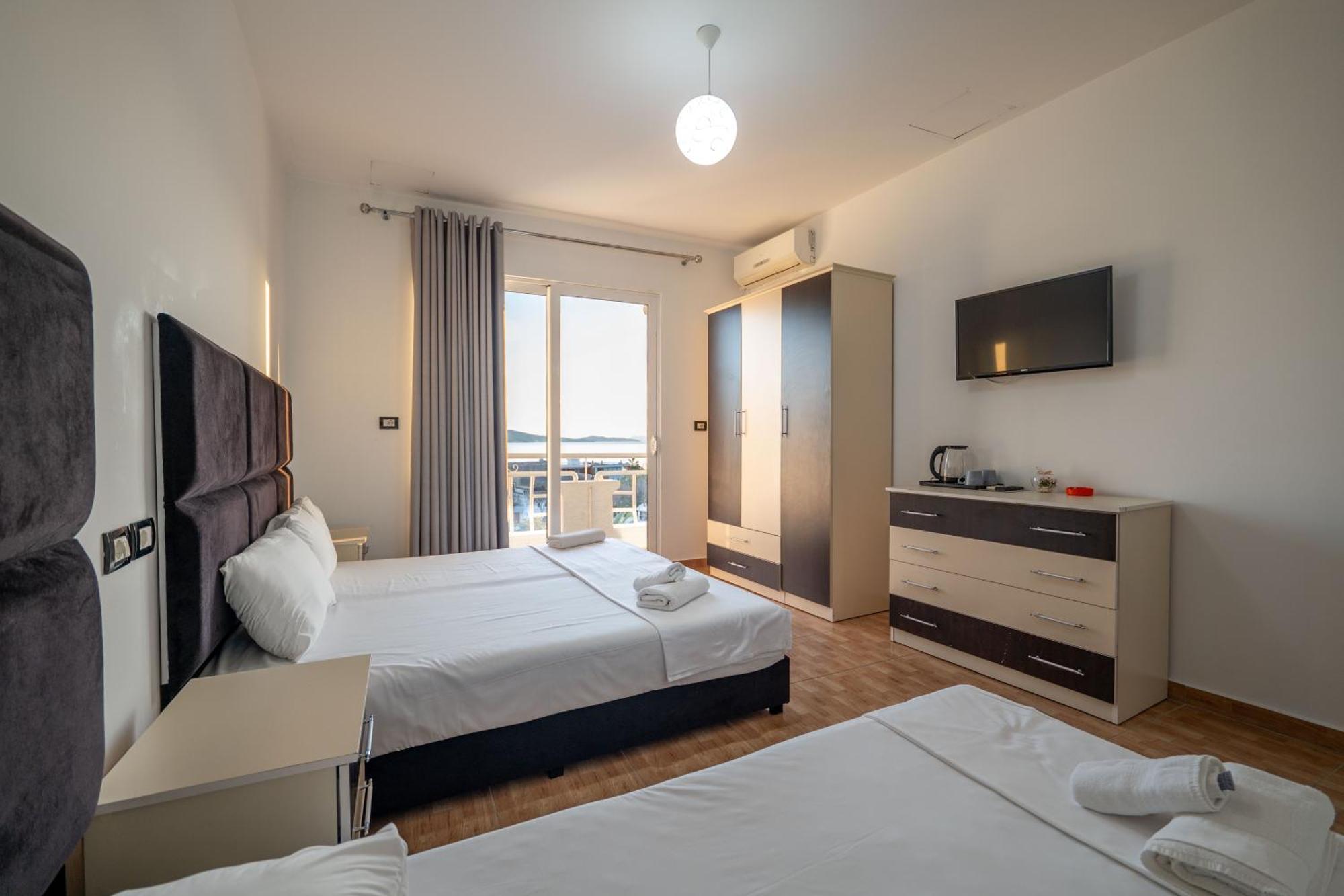 Hotel Myrtai - City Center Sarandë Eksteriør bilde