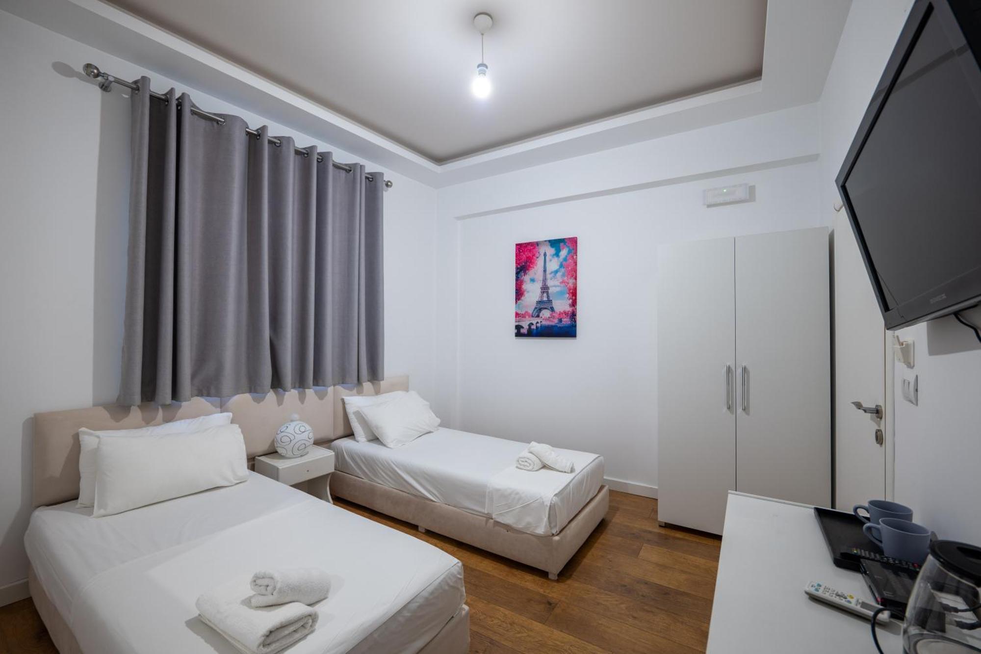 Hotel Myrtai - City Center Sarandë Eksteriør bilde