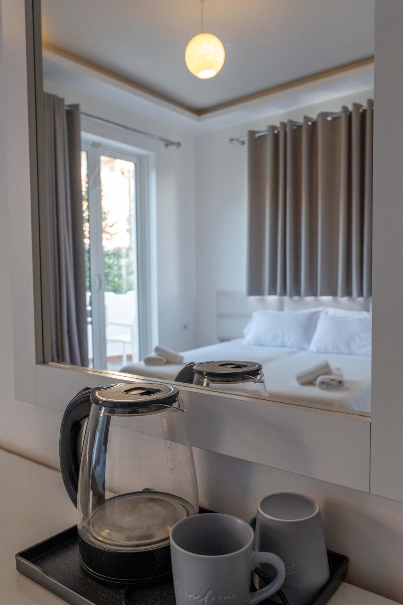 Hotel Myrtai - City Center Sarandë Eksteriør bilde